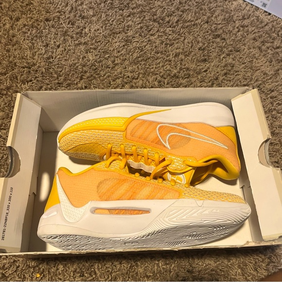 Nike Sabrina 1 TB’s - Picture 1 of 10